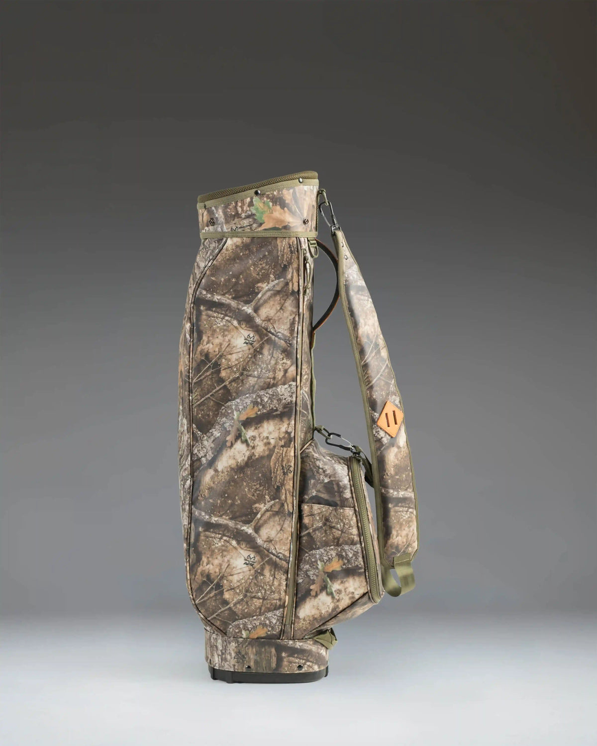 Realtree® Herschel Watt Sunday Golf Bag Main image