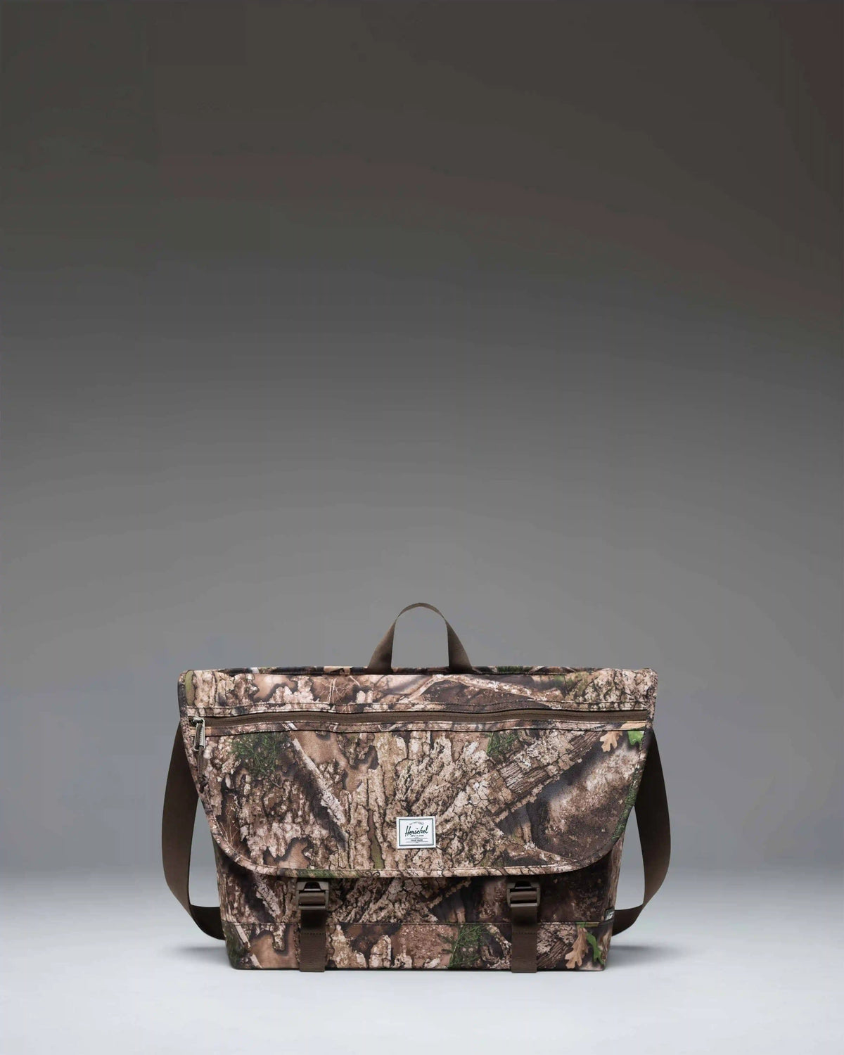 Realtree® Cove Messenger Main image