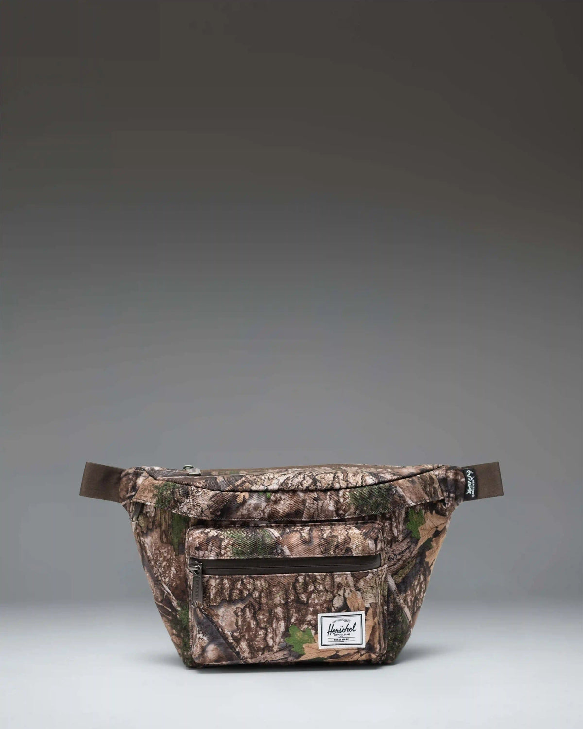 Realtree® Pop Quiz Hip Pack Main image