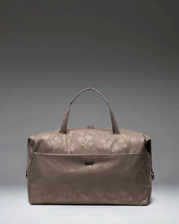 Maia Weekender